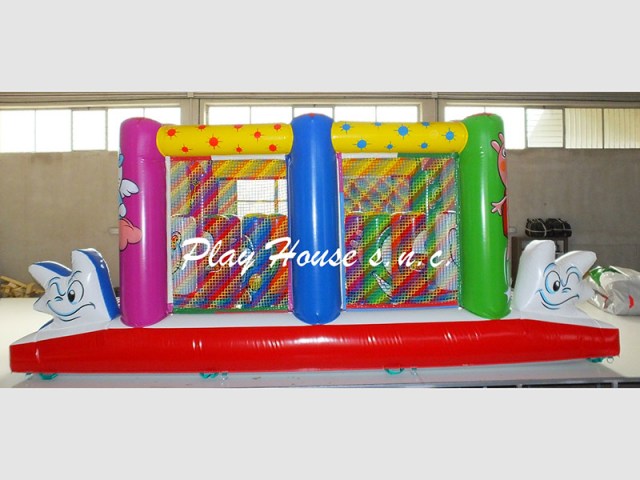 gioco-gonfiabile-con-ostacoli (4)